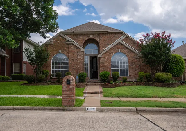 Photo 1 of Single family home for sale at 1806 Frosted Hill Dr, Carrollton, TX 75010 | MLS# 21345515 | Listing updated on 2026-09-10
