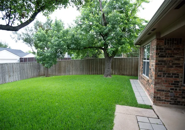 Photo 4 of Sale Pending at 250 Barclay Ave, Coppell, TX 75019 | MLS# 21345621 | Listing updated on 2026-07-31