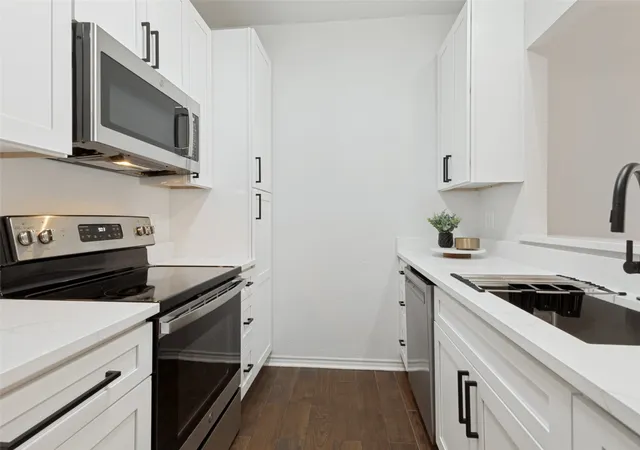 Photo 2 of Condo for sale at 5701 Gaston Ave #4, Dallas, TX 75214 | MLS# 21345647 | Listing updated on 2026-08-01