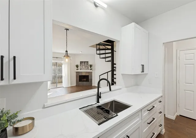 Photo 3 of Condo for sale at 5701 Gaston Ave #4, Dallas, TX 75214 | MLS# 21345647 | Listing updated on 2026-08-01