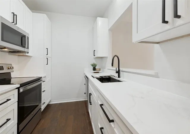 Photo 3 of Condo for sale at 5701 Gaston Ave #4, Dallas, TX 75214 | MLS# 21345647 | Listing updated on 2026-08-01