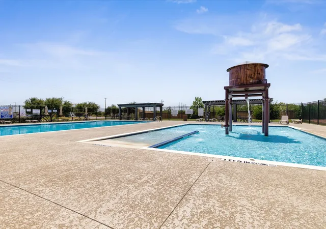 Photo 2 of Single family home for sale at 6125 General Store Wy, Fort Worth, TX 76179 | MLS# 21345595 | Listing updated on 2026-10-06