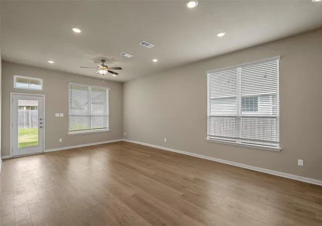 Photo 3 of Single family home for sale at 3205 Dottavio Rd, Lorena, TX 76655 | MLS# 21345712 | Listing updated on 2026-07-31