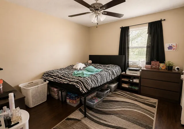 Photo 2 of Single family home for sale at 1614 Lee St, Kaufman, TX 75142 | MLS# 21337755 | Listing updated on 2026-07-31