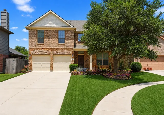 Photo 3 of Single family home for sale at 115 Butternut Dr, Fate, TX 75087 | MLS# 21338896 | Listing updated on 2026-10-04