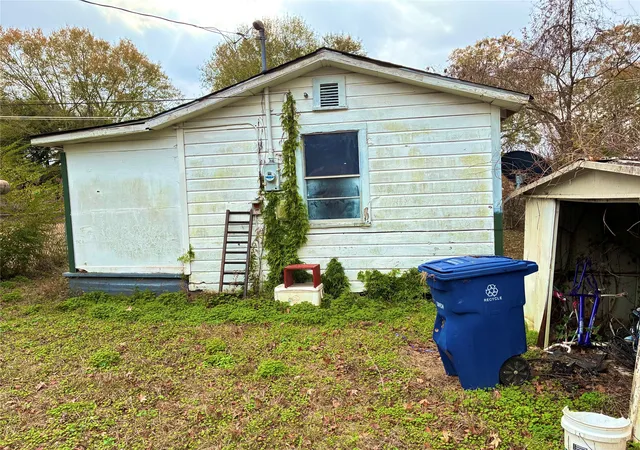Photo 3 of Single family home for sale at 3812 Mayfield St, Shreveport, LA 71109 | MLS# 21345779 | Listing updated on 2026-07-31