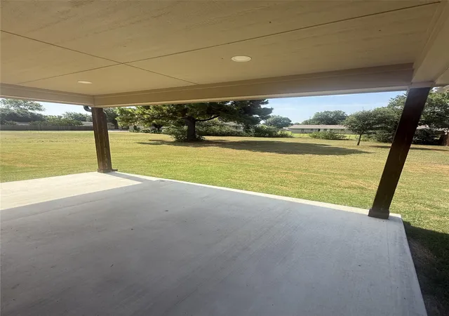 Photo 2 of Single family home for sale at 204 Ella St, Whitesboro, TX 76273 | MLS# 21345618 | Listing updated on 2026-07-31