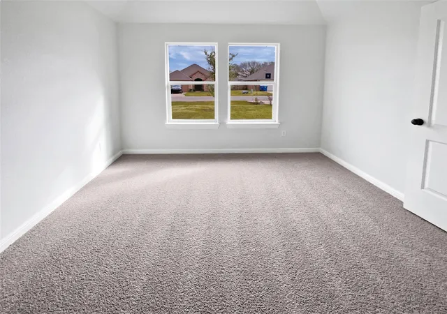 Photo 4 of Single family home for sale at 112 Halifax Cir, Palmer, TX 75152 | MLS# 21345830 | Listing updated on 2026-09-17
