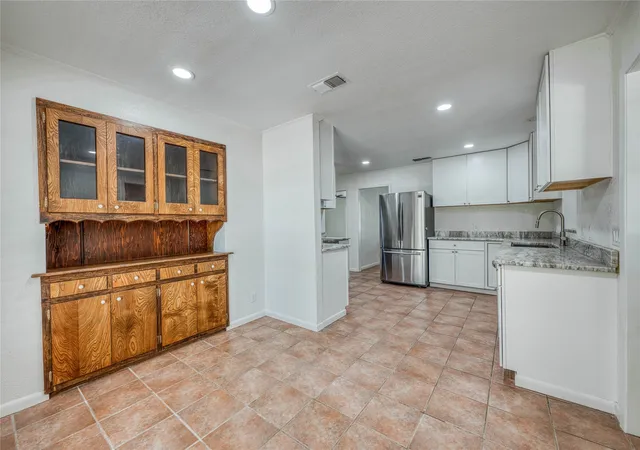 Photo 4 of Single family home for sale at 320 County Road 401, Comanche, TX 76442 | MLS# 21345833 | Listing updated on 2026-07-31