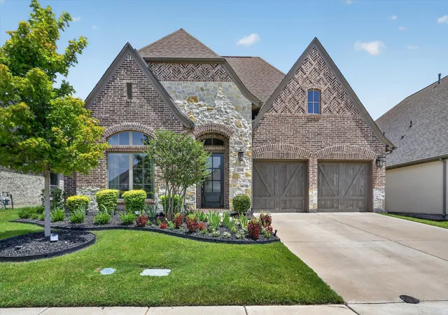 Photo 1 of Single family home for sale at 2234 Somercrest Pl, Midlothian, TX 76065 | MLS# 21345735 | Listing updated on 2026-09-12