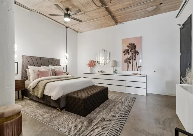 Photo 4 of Condo for sale at 1122 Jackson St #709, Dallas, TX 75202 | MLS# 21344529 | Listing updated on 2026-09-08