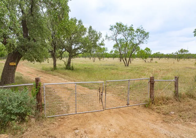 Photo 2 of Land for sale at 983 Cr 185, Comanche, TX 76442 | MLS# 21342707 | Listing updated on 2026-09-18