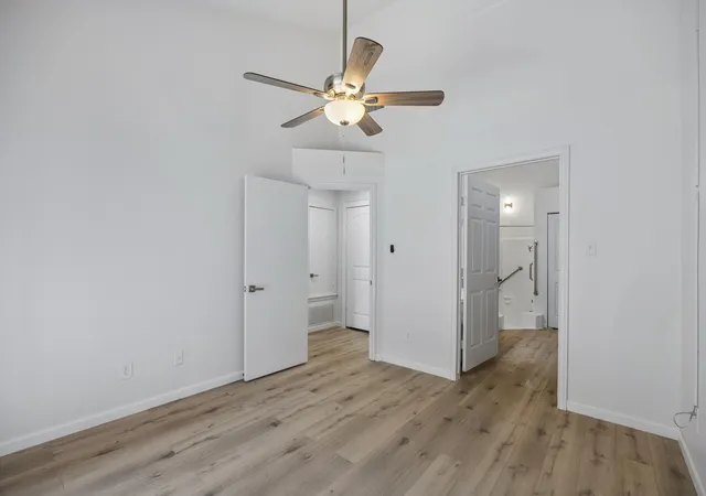Listing Photo 4 - Condo for sale in building located at 821 Dublin Dr, Richardson, TX 75080 - Unit #175