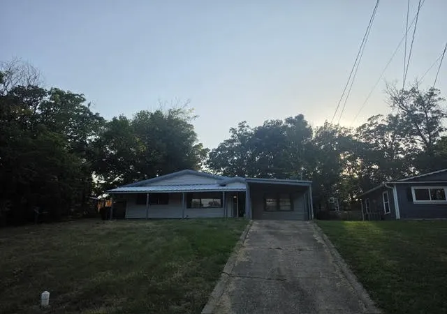 Single family home for sale at 1011 Park Dr, Denison, TX 75020 | MLS# 21345993