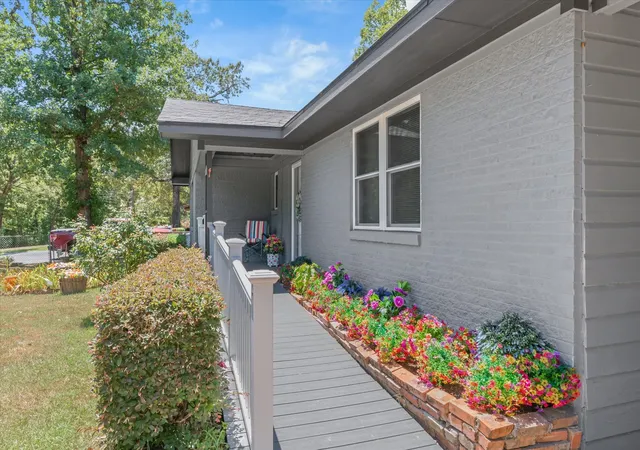 Photo 4 of Single family home for sale at 1207 Lakeside Dr, Grand Saline, TX 75140 | MLS# 21346019 | Listing updated on 2026-09-05