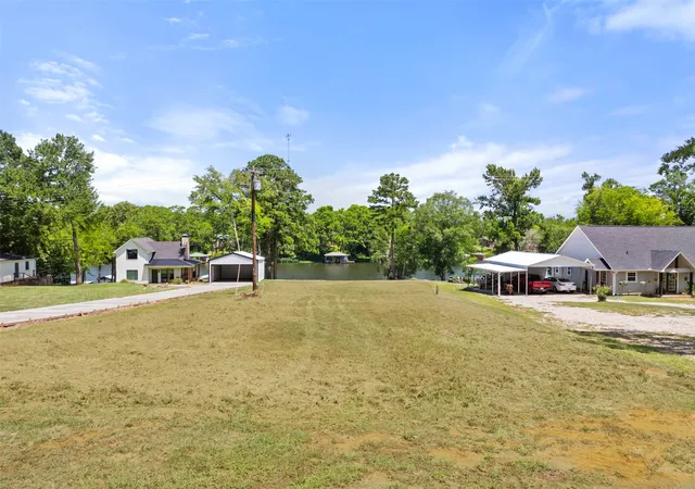 Photo 2 of Land for sale at 19921 Southside Cir, Winona, TX 75792 | MLS# 21346081 | Listing updated on 2026-07-31