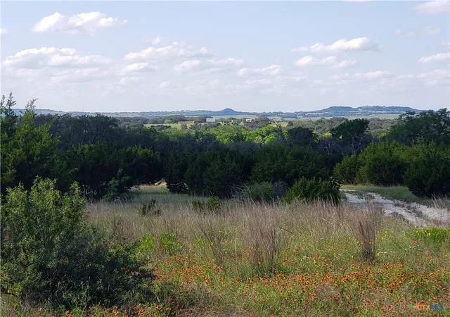 Photo 4 of House for sale at 7947 Cr 1255, Lampasas, TX 76550 | MLS# 21345907 | Listing updated on 2026-07-31