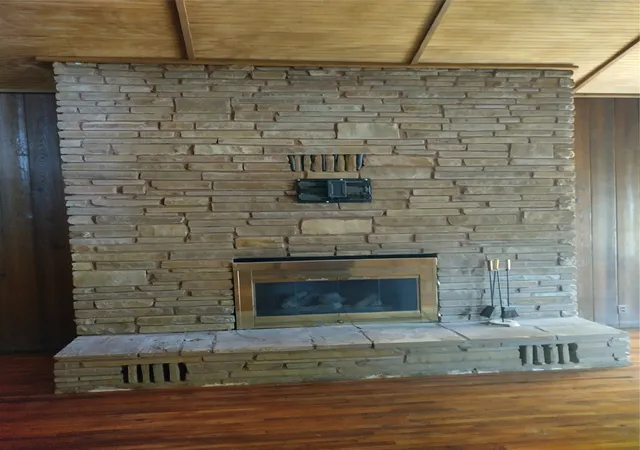 Photo 3 of Single family home for sale at 202 Sw Cindy Ln, Burleson, TX 76028 | MLS# 21345693 | Listing updated on 2026-08-02