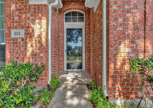 Photo 2 of Single family home for sale at 334 Touchdown Dr, Irving, TX 75063 | MLS# 21346231 | Listing updated on 2026-09-04