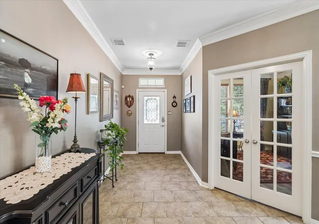 Photo 4 of Single family home for sale at 6241 Winter Park Dr, North Richland Hills, TX 76180 | MLS# 21341828 | Listing updated on 2026-09-13