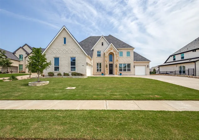 Single family home for sale at 6704 Sorrento Ln, Lewisville, TX 75077 | MLS# 21346277