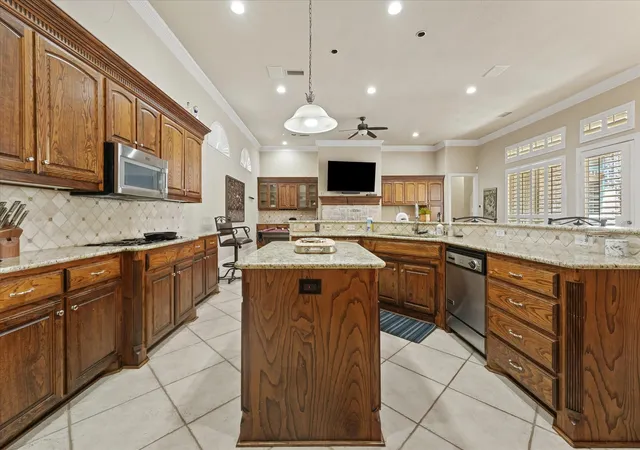 Photo 3 of Single family home for sale at 2349 Briar Ct, Frisco, TX 75034 | MLS# 21345443 | Listing updated on 2026-08-02