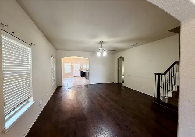 Photo 2 of Sale Pending at 5509 Thunder Bay Dr, Fort Worth, TX 76119 | MLS# 21342658 | Listing updated on 2026-09-22