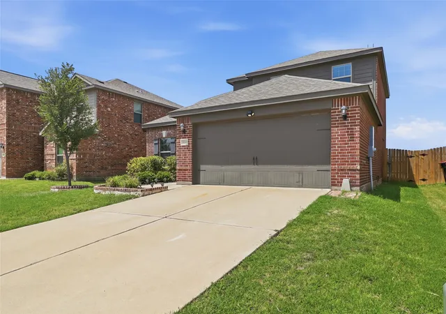 Photo 3 of Single family home for sale at 3233 Bowen St, Anna, TX 75409 | MLS# 21342431 | Listing updated on 2026-08-01