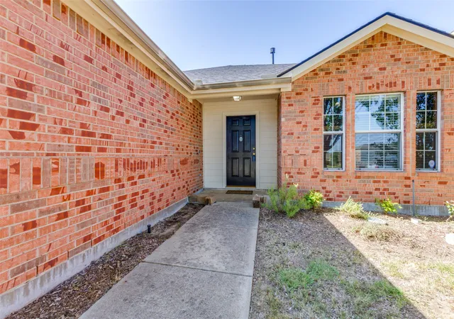 Photo 2 of Single family home for sale at 2018 Gardenia Dr, Forney, TX 75126 | MLS# 21344132 | Listing updated on 2026-10-06