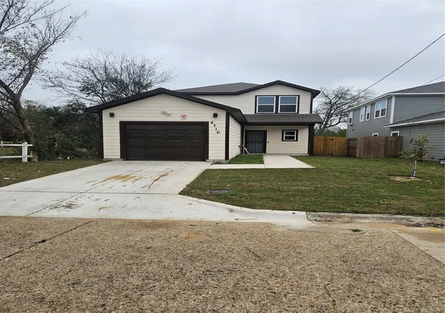 Photo 3 of Single family home for sale at 4716 Frank St, Dallas, TX 75210 | MLS# 21346351 | Listing updated on 2026-09-10