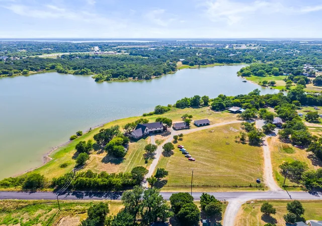 Photo 3 of Single family home for sale at 1113 Shahan Prairie Rd, Little Elm, TX 75068 | MLS# 21346038 | Listing updated on 2026-09-10