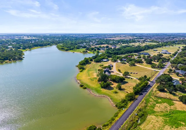 Photo 4 of Single family home for sale at 1113 Shahan Prairie Rd, Little Elm, TX 75068 | MLS# 21346038 | Listing updated on 2026-09-10