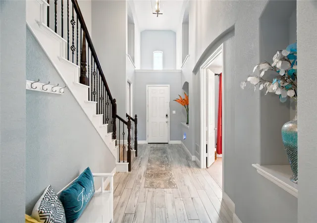 Photo 4 of Single family home for sale at 5616 Salt Springs Dr, Fort Worth, TX 76179 | MLS# 21346213 | Listing updated on 2026-07-31