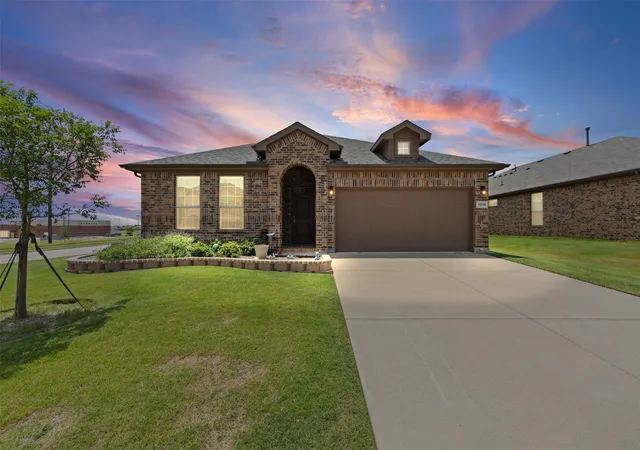 Photo 2 of Single family home for sale at 1216 Larkspur Ln, Cleburne, TX 76033 | MLS# 21346414 | Listing updated on 2026-09-12