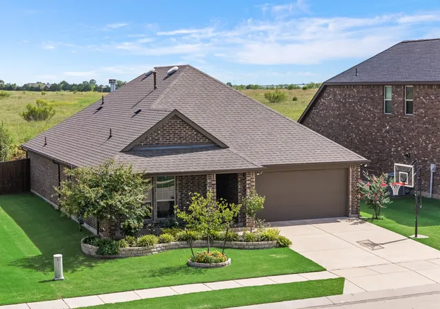 Photo 1 of Single family home for sale at 556 Declaration Wy, Royse City, TX 75189 | MLS# 21346046 | Listing updated on 2026-09-26