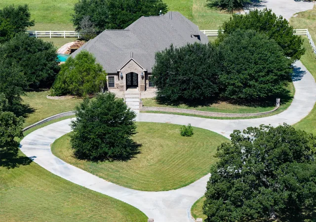 Photo 1 of Land for sale at 1420 Farm To Market 2123, Paradise, TX 76073 | MLS# 21338887 | Listing updated on 2026-09-12