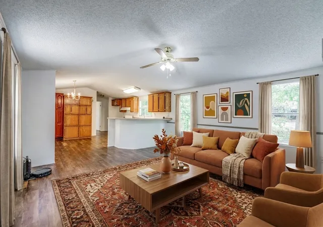 Photo 3 of Manufactured home for sale at 28 Wembley Rd, Gordonville, TX 76245 | MLS# 21344564 | Listing updated on 2026-07-31
