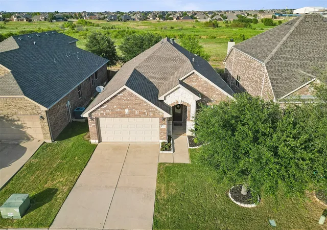 Photo 3 of Single family home for sale at 2784 Morning Song Dr, Little Elm, TX 75068 | MLS# 21345404 | Listing updated on 2026-09-14