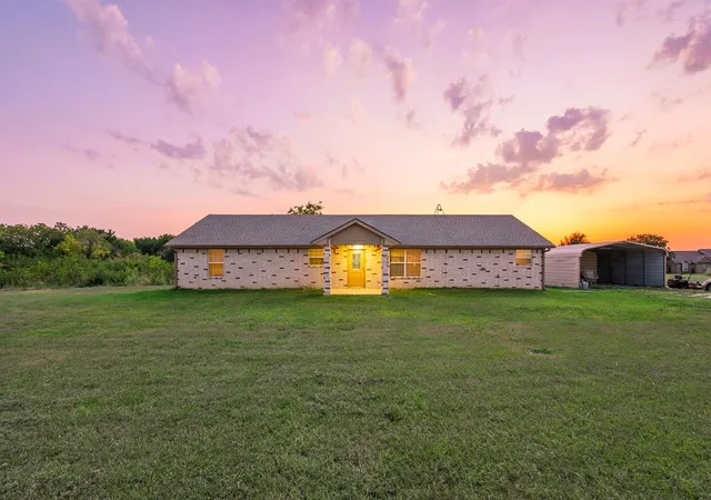 Photo 1 of Single family home for sale at 9888 Nw County Road 2221, Barry, TX 75102 | MLS# 21339525 | Listing updated on 2026-09-20