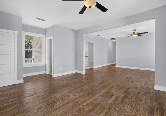 Photo 4 of Single family home for sale at 1201 W Arlington Ave, Fort Worth, TX 76110 | MLS# 21346576 | Listing updated on 2026-09-30