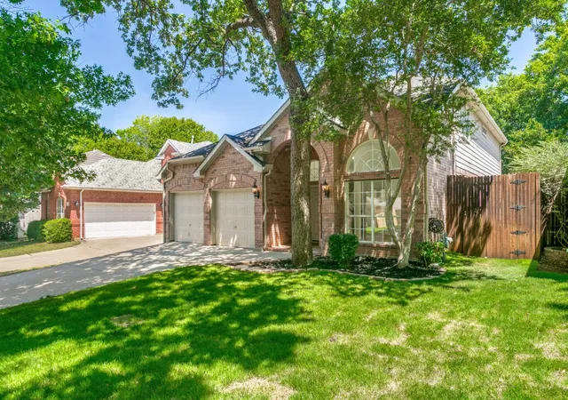Photo 2 of Sale Pending at 2152 Pritchard Dr, Grapevine, TX 76051 | MLS# 21345478 | Listing updated on 2026-09-24