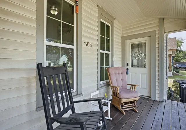 Photo 2 of Sale Pending at 303 N Douglas Ave, Cleburne, TX 76033 | MLS# 21337527 | Listing updated on 2026-09-14