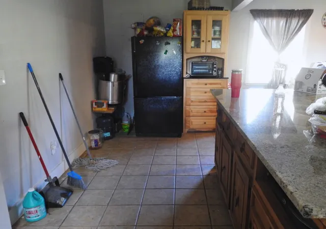 Photo 3 of Single family home for sale at 7961 Telegraph Rd, Quinlan, TX 75474 | MLS# 21345078 | Listing updated on 2026-07-31
