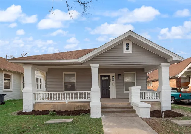 Photo 1 of Single family home for sale at 1205 W Arlington Ave, Fort Worth, TX 76110 | MLS# 21346653 | Listing updated on 2026-09-10