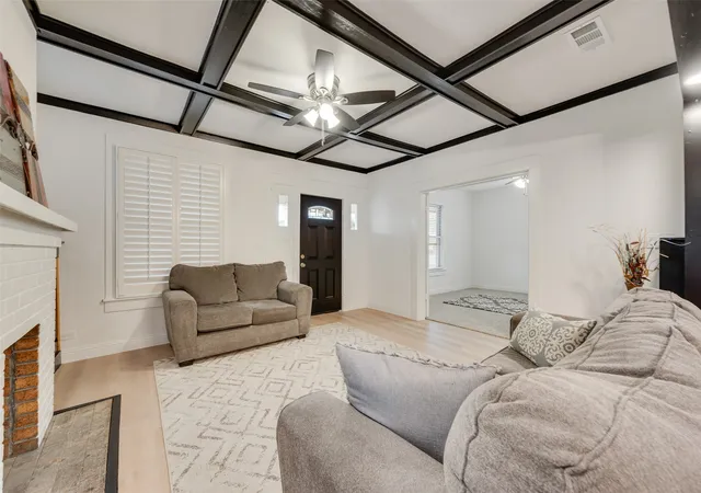 Photo 4 of Single family home for sale at 1205 W Arlington Ave, Fort Worth, TX 76110 | MLS# 21346653 | Listing updated on 2026-09-10