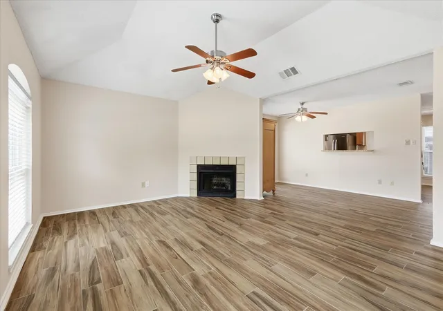 Photo 4 of Single family home for sale at 114 Glade Shadow Dr, Euless, TX 76039 | MLS# 21346680 | Listing updated on 2026-08-01