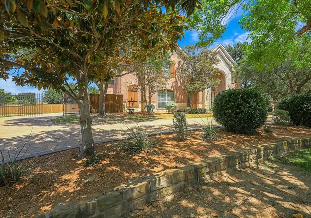 Photo 3 of Single family home for sale at 7798 Meadow Hill Dr, Frisco, TX 75033 | MLS# 21345274 | Listing updated on 2026-09-26