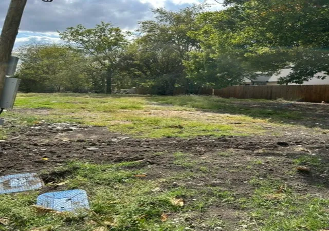 Photo 3 of Land for sale at 402 E Bonham St, Whitewright, TX 75491 | MLS# 21346706 | Listing updated on 2026-07-31