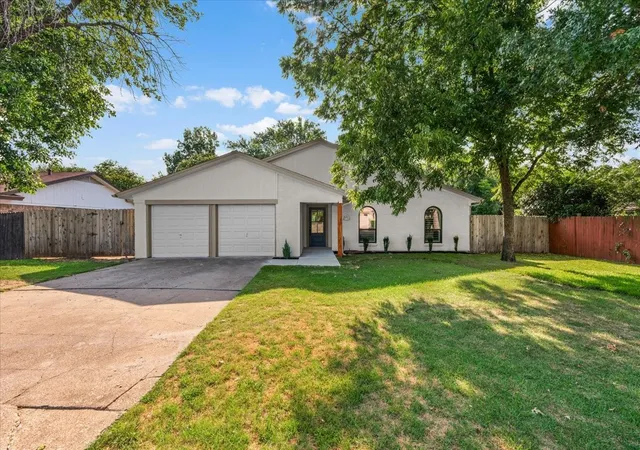 Photo 1 of Single family home for sale at 6504 Massey Ct, North Richland Hills, TX 76182 | MLS# 21346597 | Listing updated on 2026-09-12