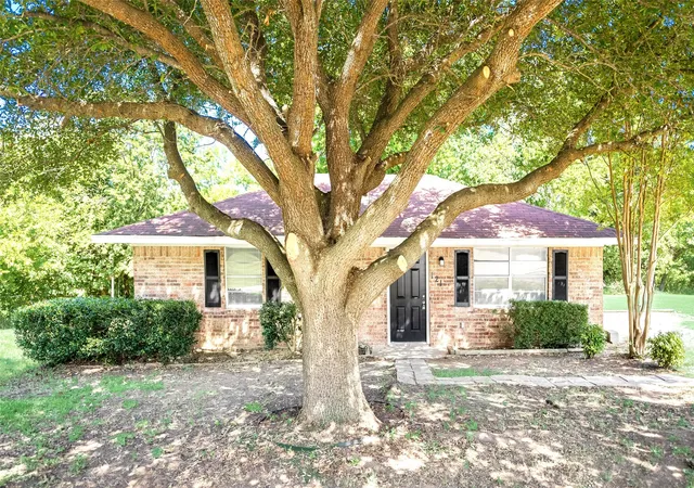 Photo 2 of Single family home for sale at 121 Ticky Dr, Princeton, TX 75407 | MLS# 21346673 | Listing updated on 2026-07-31
